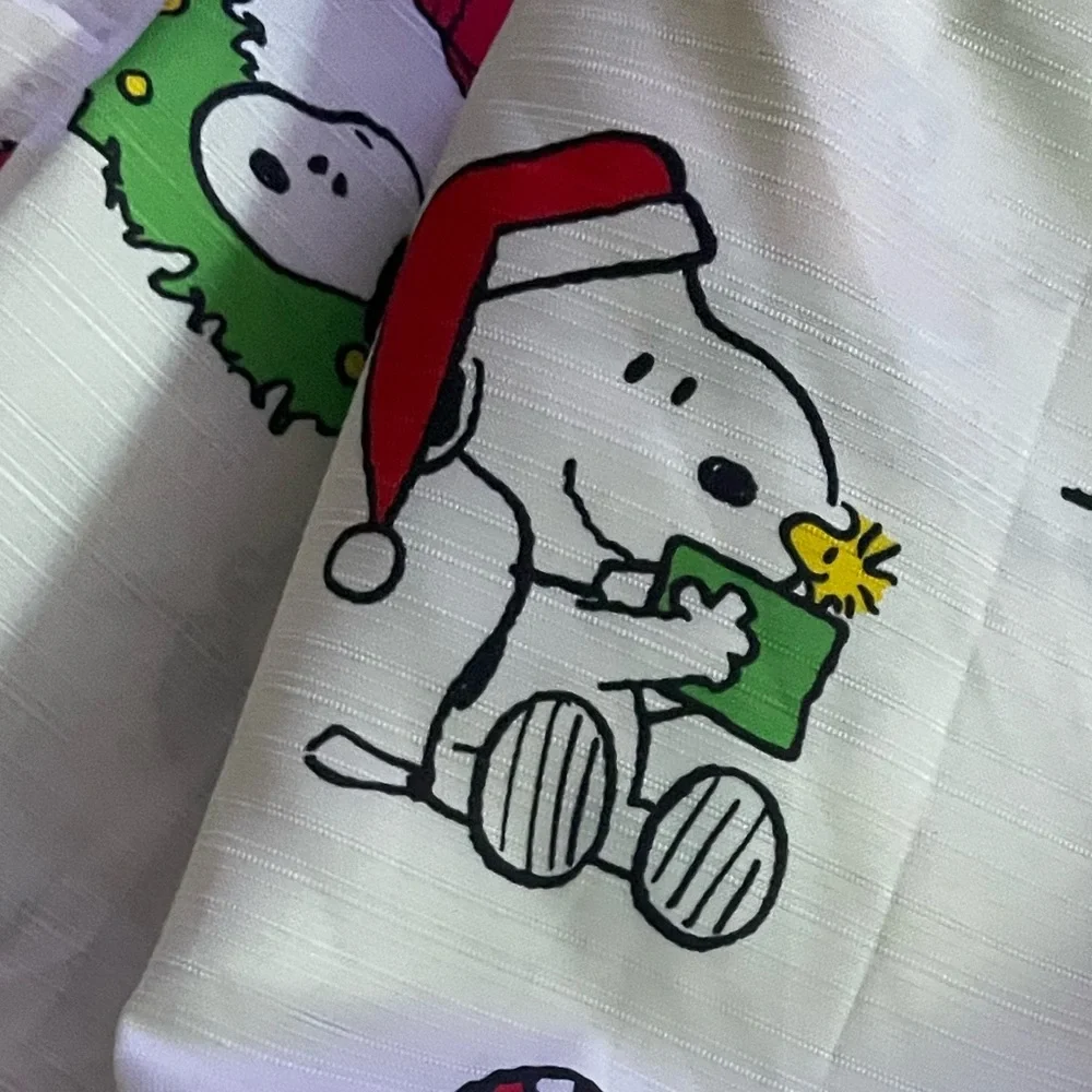 Peanuts holiday snoopy